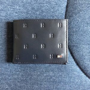 Tommy Hilfiger wallet. Never worn